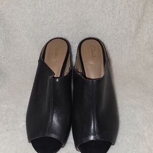 Clarks Women's Black Leather Mules